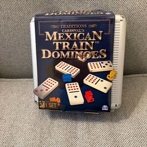 Cardinal's Mexican Train Dominoes Set - Multicolor
